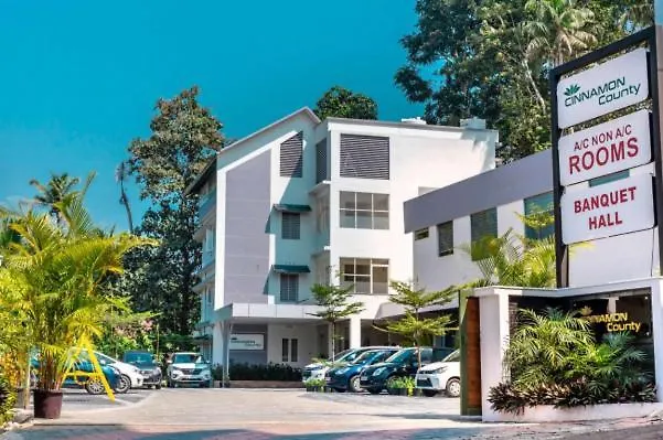 Otel Cinnamon County Residency Thodupuzha
