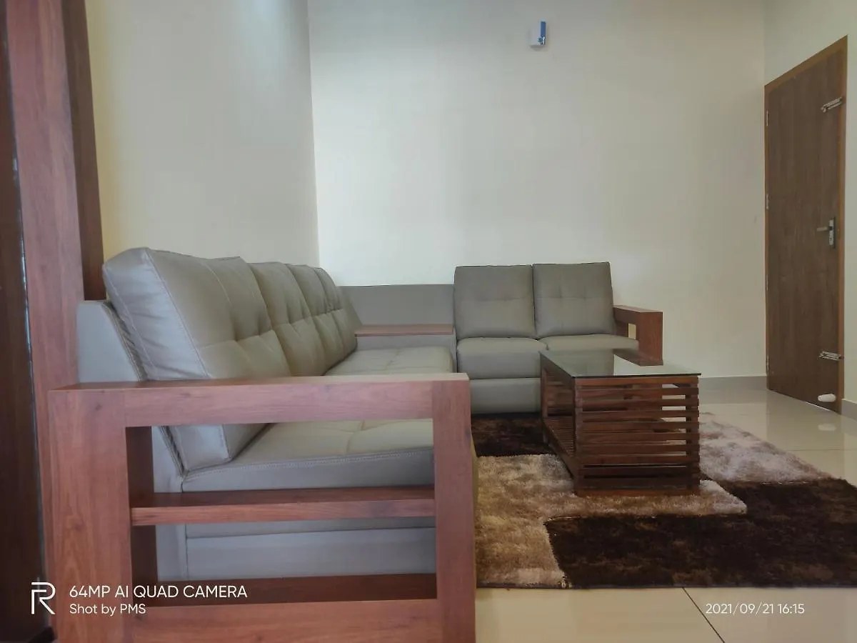 Otel Cinnamon County Residency Thodupuzha
